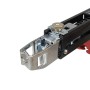 Gros plan sur la partie métallique du convertisseur de perceuse électrique à chaîne à vis