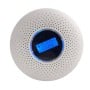 Détecteur blanc rond avec écran LED affichant un niveau de monoxyde de carbone à zéro.