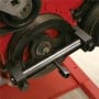Extracteur de poulie à nervures fixé sur une poulie de moteur avec clé 17mm en acier noir
