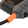 Détail du connecteur orange et des boutons du booster batterie BEETRO.