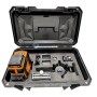 Niveau laser professionnel orange avec accessoires dans une valise noire ouverte