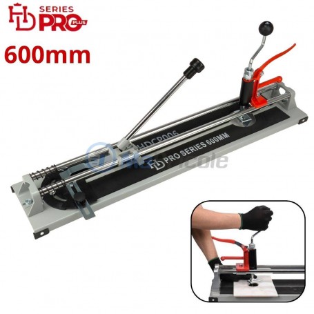 Coupeuse manuelle 600 mm avec levier et poinçon, utilisée pour couper faïence et céramique.